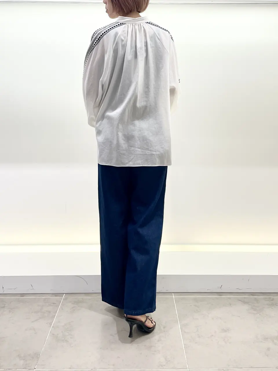 BEIGE， 柴田 コーディネート画像