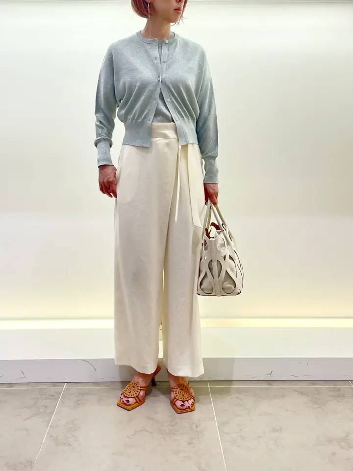 BEIGE， 柴田 コーディネート画像