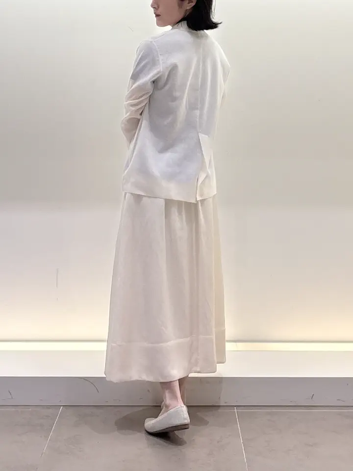 BEIGE， 伊藤 コーディネート画像