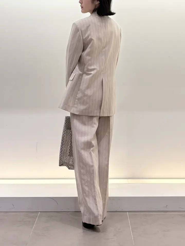 BEIGE， 伊藤 コーディネート画像