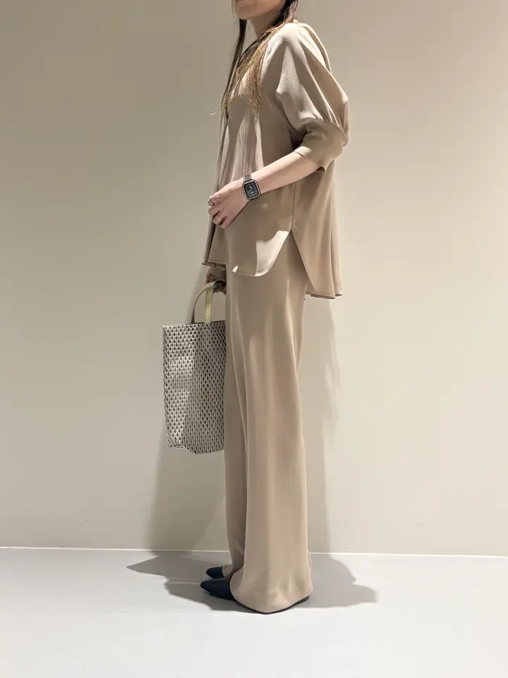 BEIGE， Adachi コーディネート画像