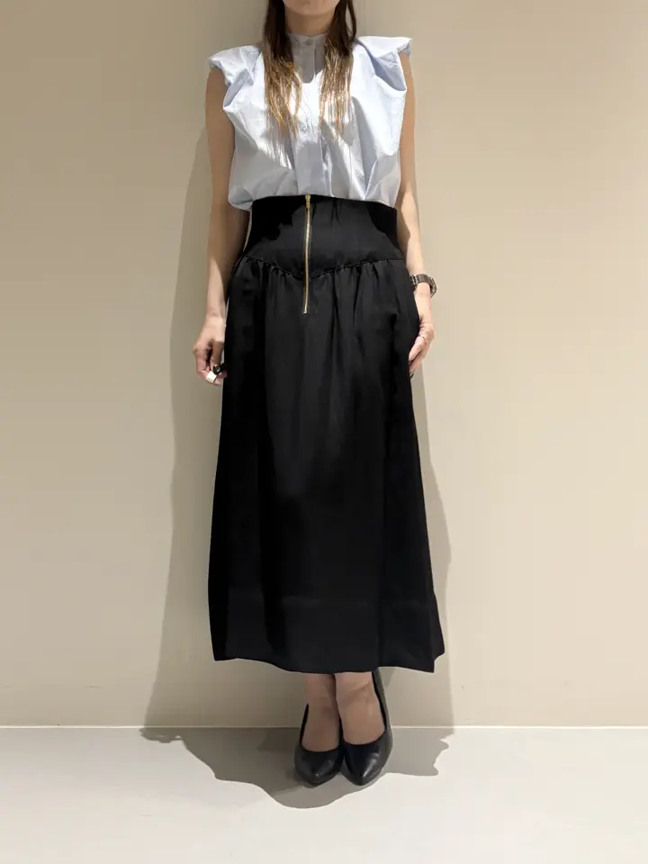 BEIGE， Adachi コーディネート画像