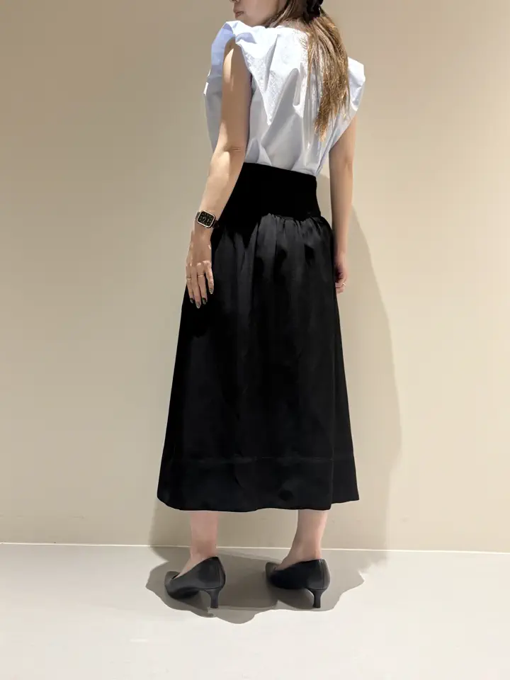 BEIGE， Adachi コーディネート画像