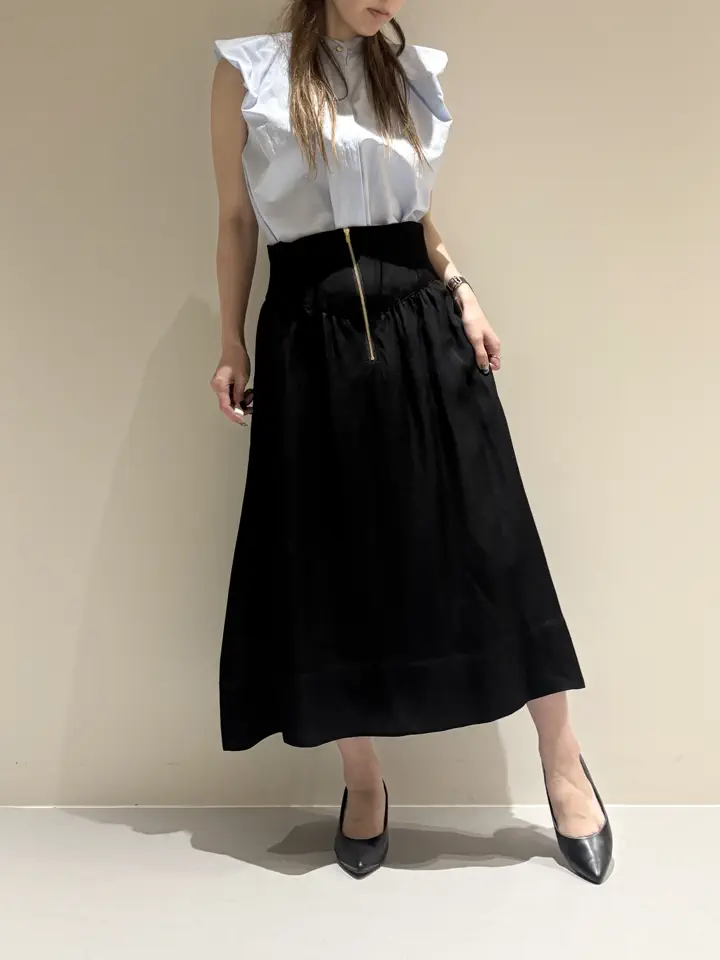 BEIGE， Adachi コーディネート画像