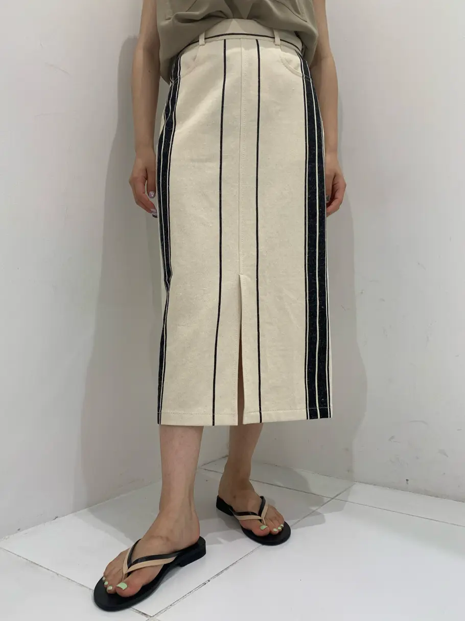 BEIGE， アライ コーディネート画像