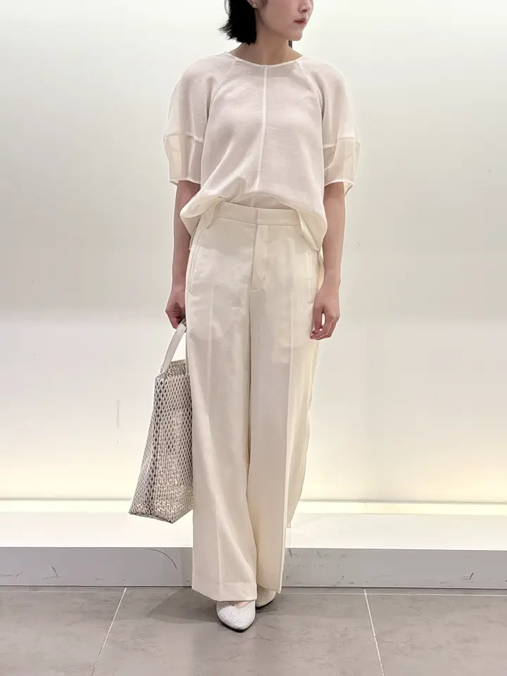 BEIGE， 伊藤 コーディネート画像