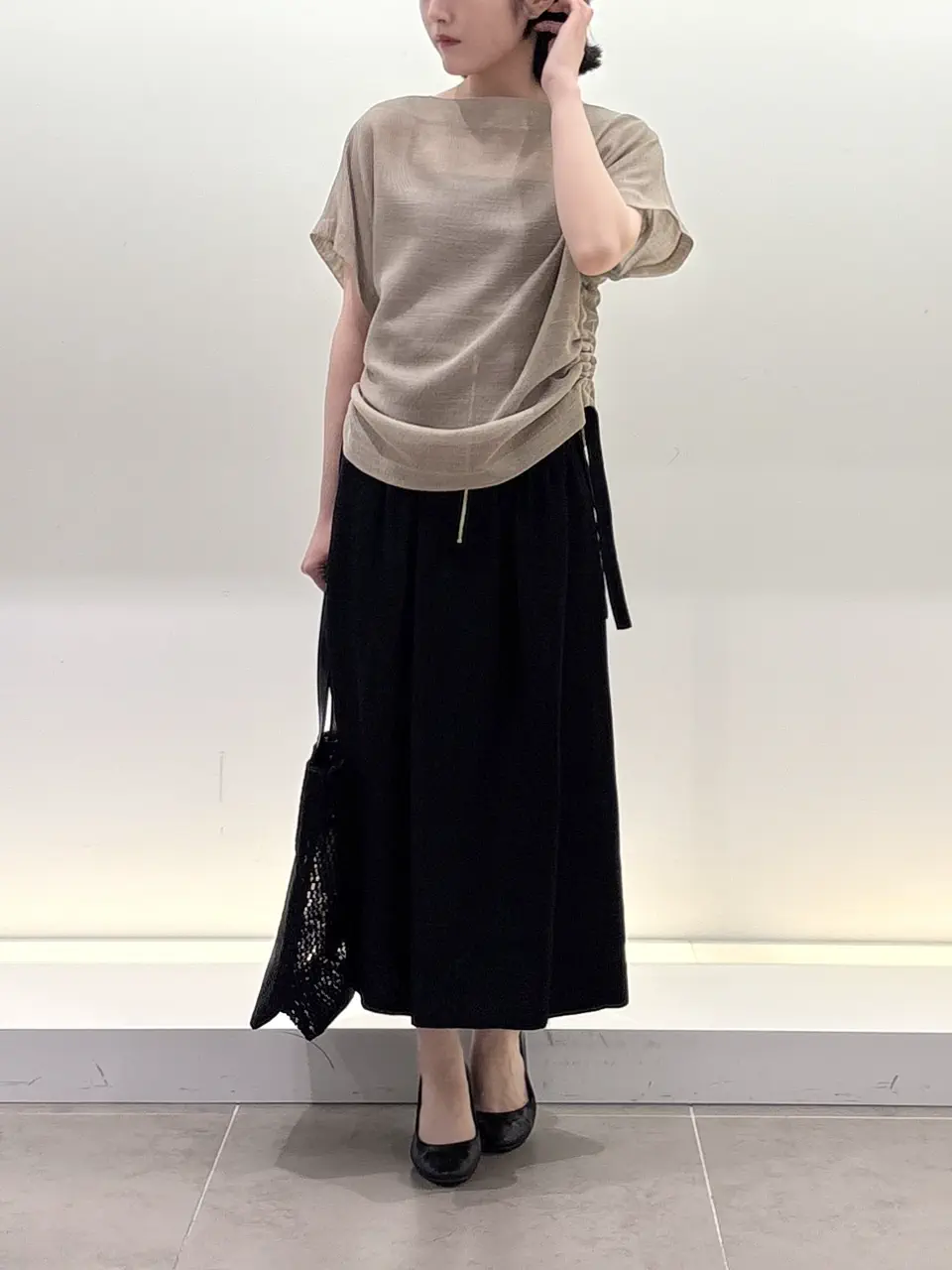 BEIGE， 伊藤 コーディネート画像