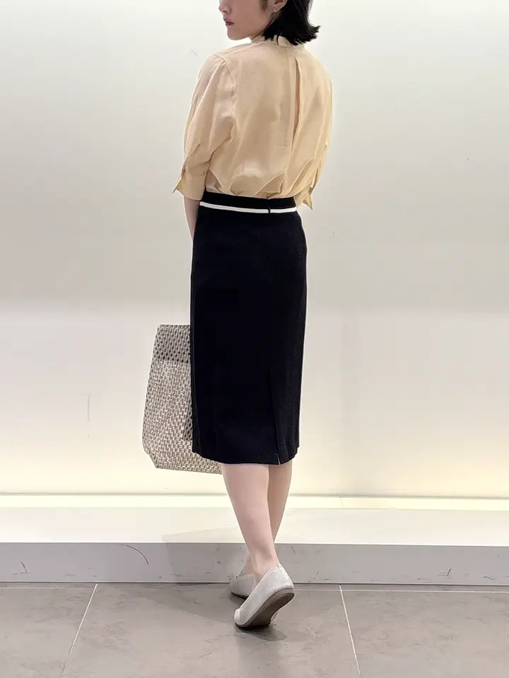 BEIGE， 伊藤 コーディネート画像