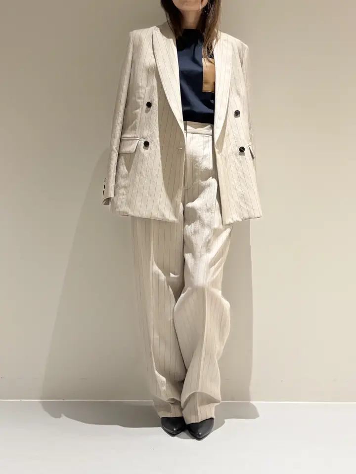 BEIGE， Adachi コーディネート画像