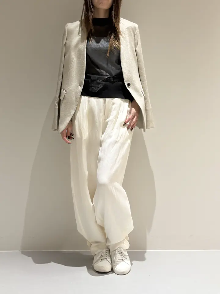 BEIGE， Adachi コーディネート画像
