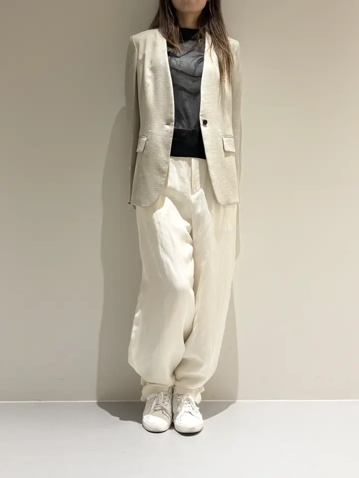 BEIGE， Adachi コーディネート画像