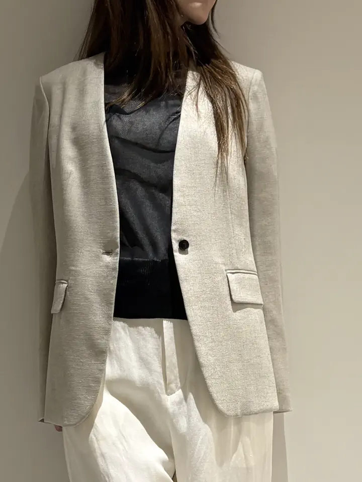 BEIGE， Adachi コーディネート画像