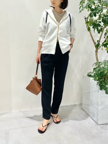 BEIGE， R.A コーディネート画像