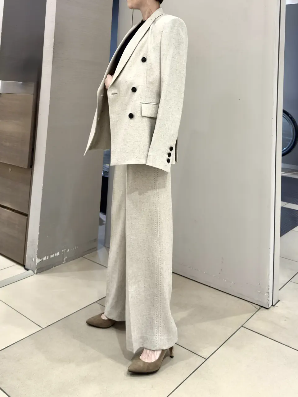 BEIGE， staff コーディネート画像