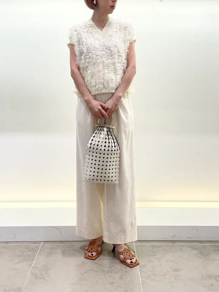 BEIGE， 柴田 コーディネート画像