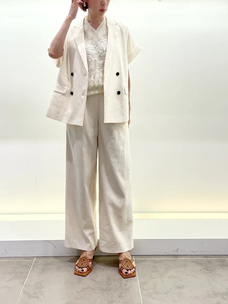 BEIGE， 柴田 コーディネート画像