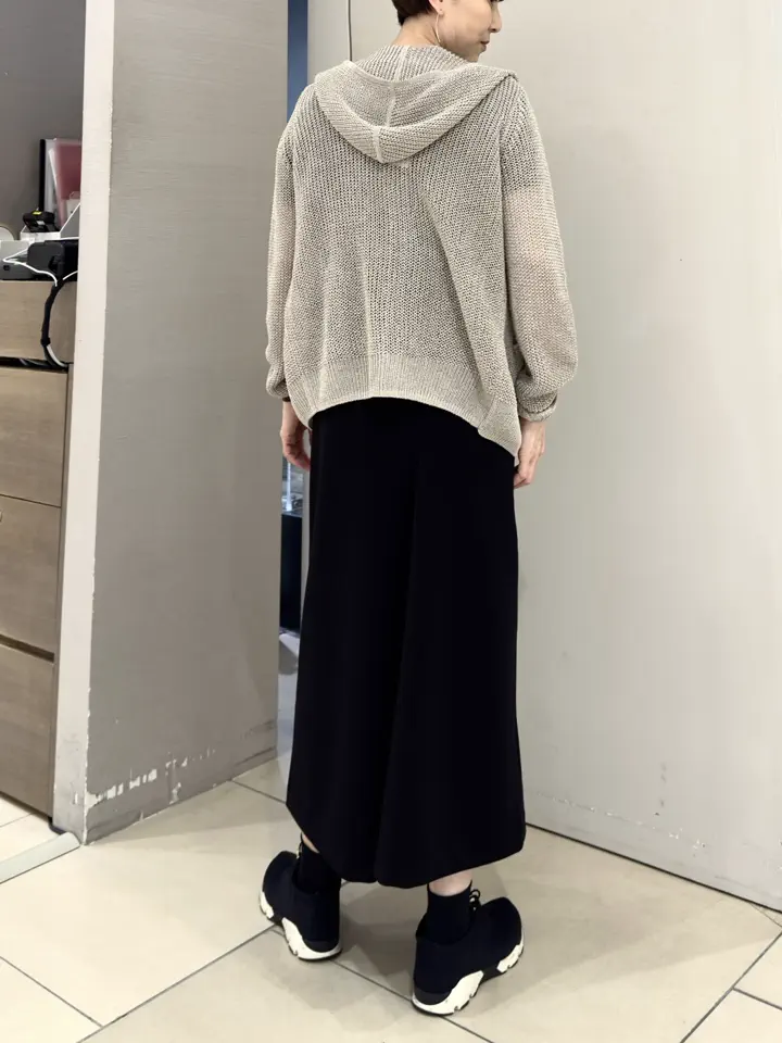BEIGE， staff コーディネート画像