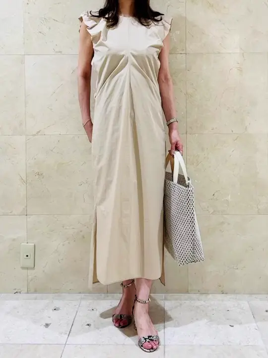 BEIGE， スタッフ コーディネート画像
