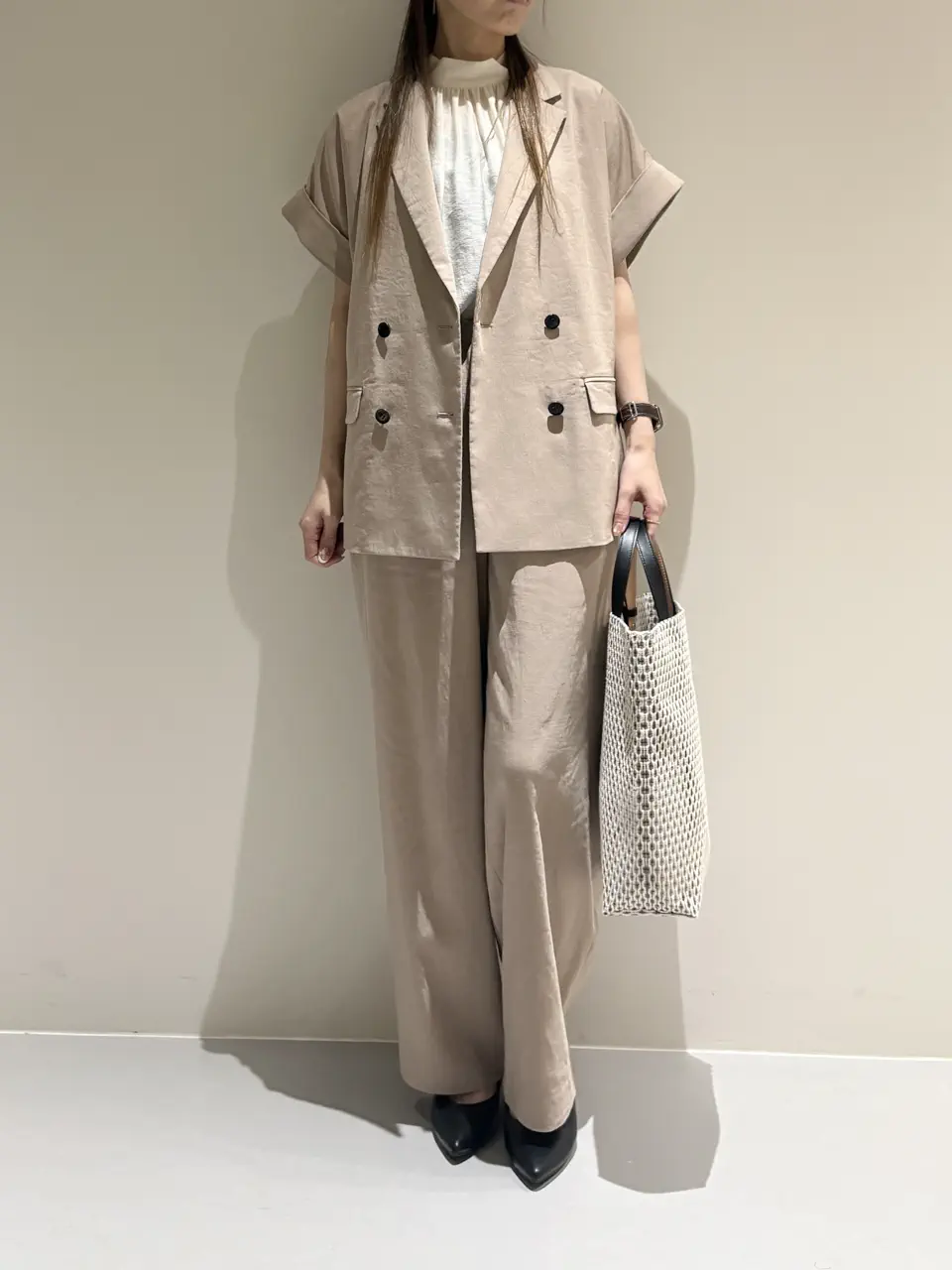 BEIGE， Adachi コーディネート画像