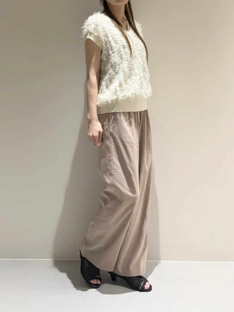 BEIGE， Adachi コーディネート画像