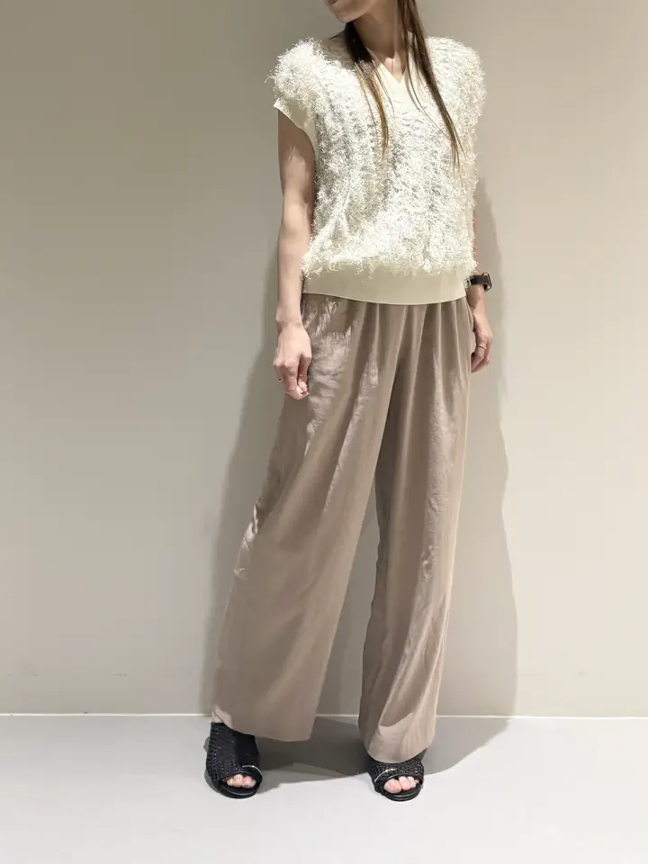 BEIGE， Adachi コーディネート画像