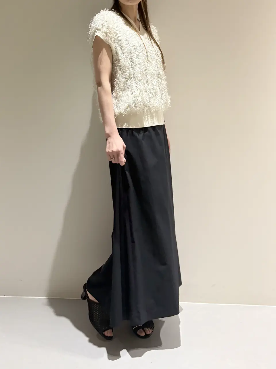 BEIGE， Adachi コーディネート画像