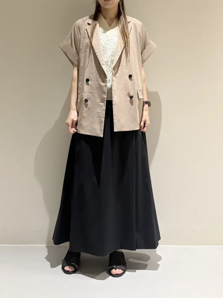 BEIGE， Adachi コーディネート画像