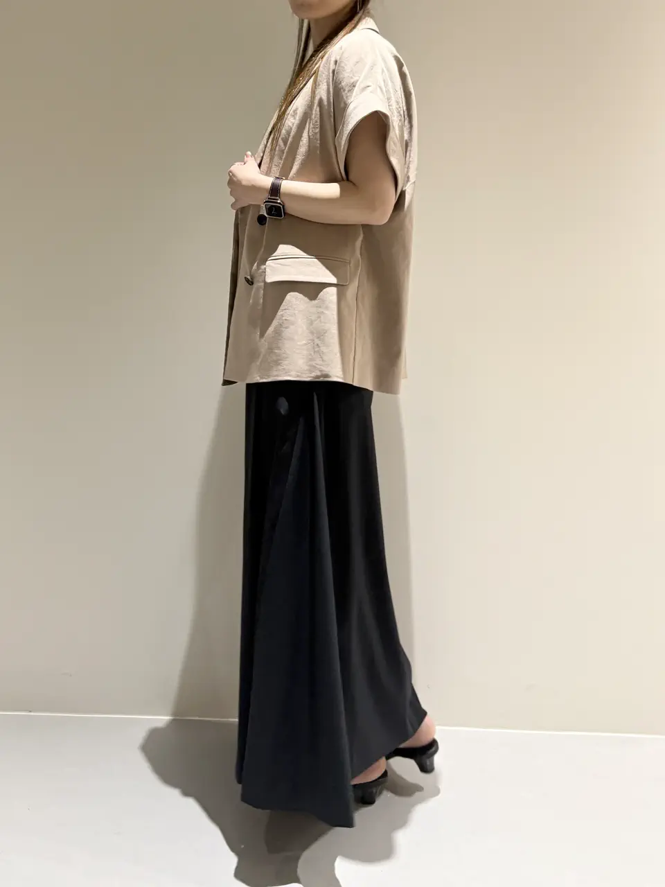 BEIGE， Adachi コーディネート画像
