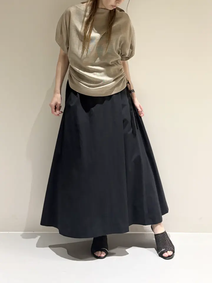 BEIGE， Adachi コーディネート画像