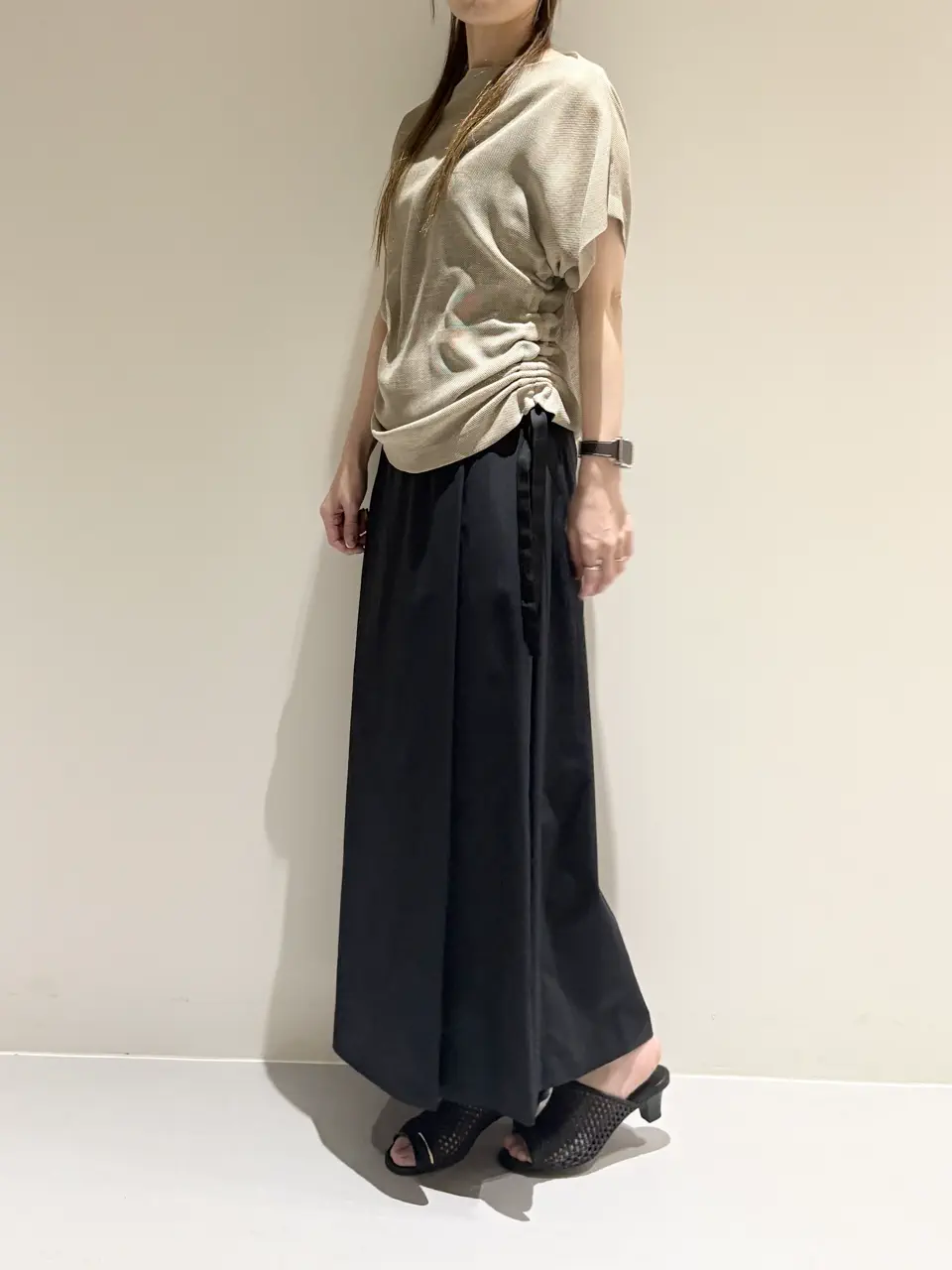 BEIGE， Adachi コーディネート画像