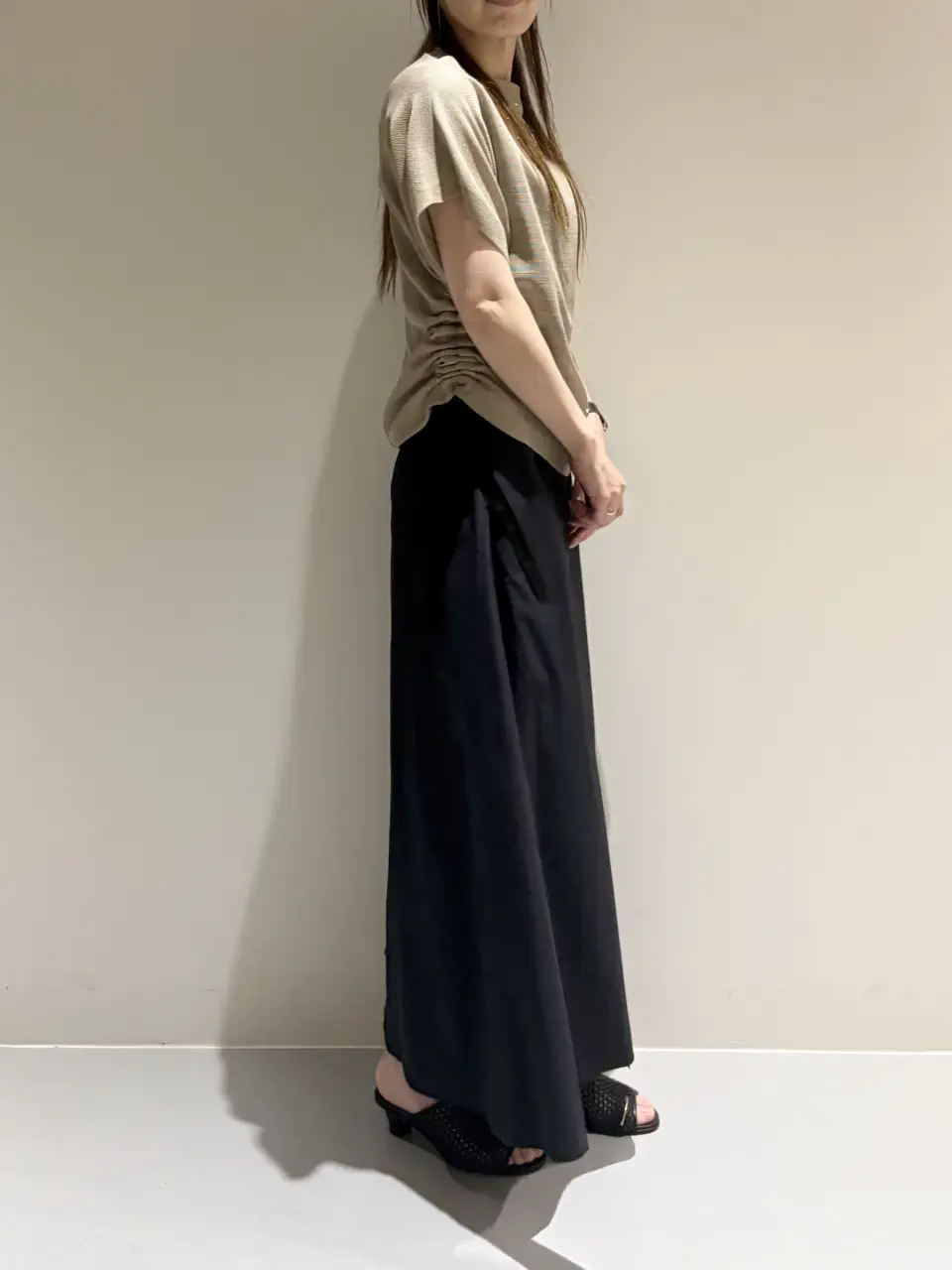 BEIGE， Adachi コーディネート画像