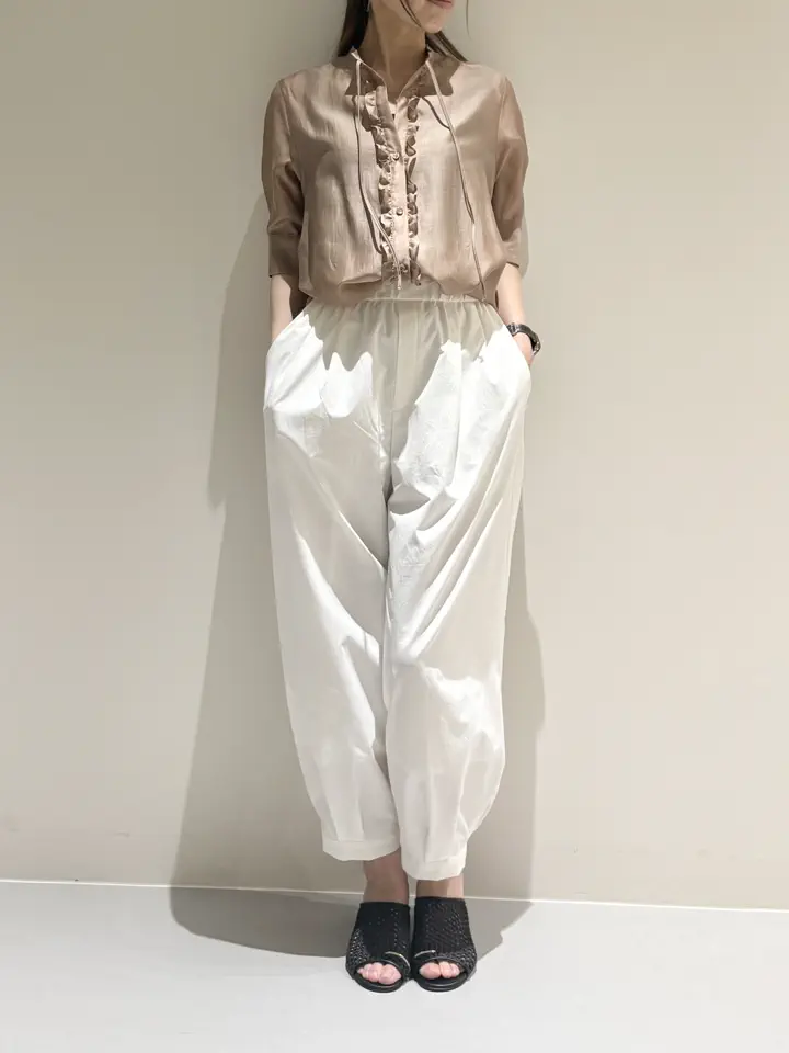BEIGE， Adachi コーディネート画像