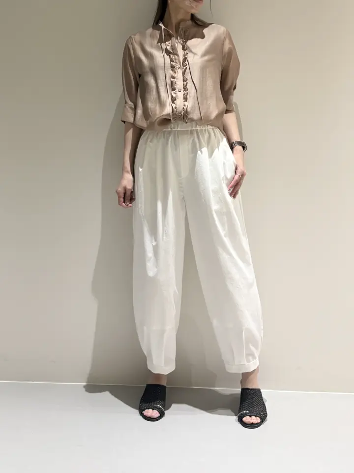 BEIGE， Adachi コーディネート画像