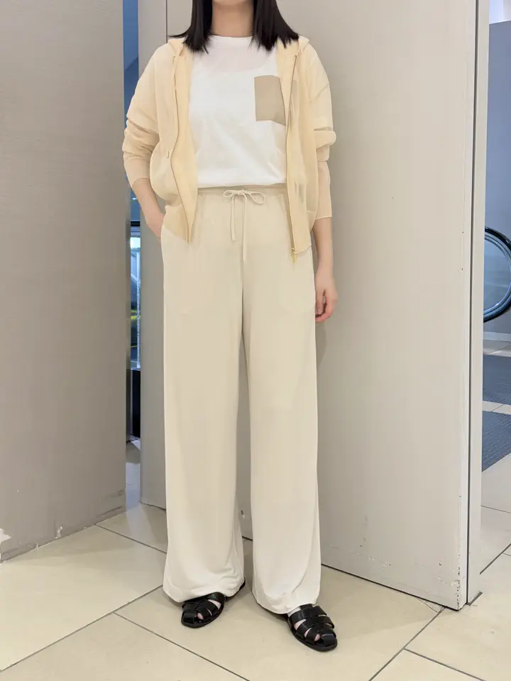 BEIGE， スタッフ コーディネート画像