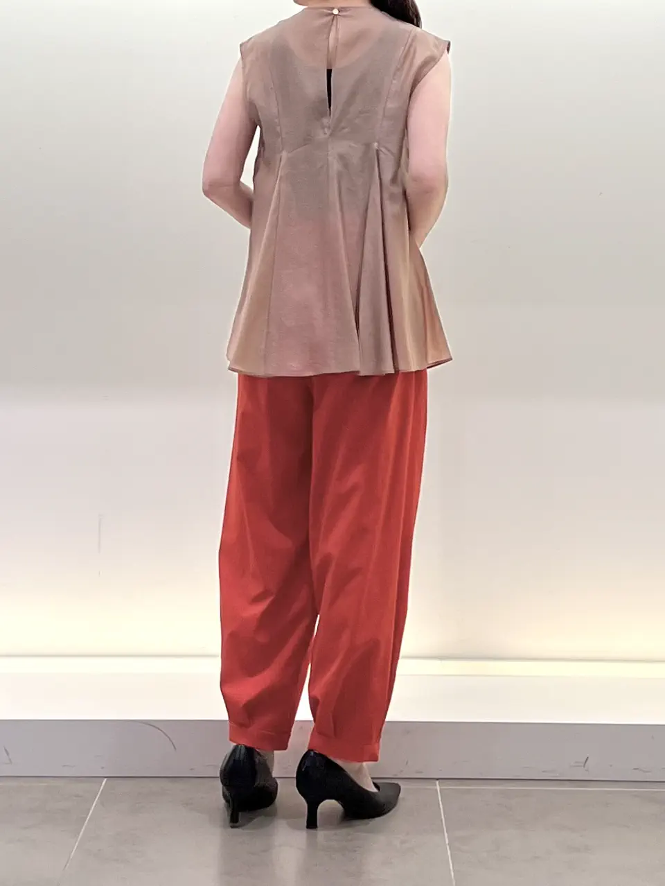 BEIGE， スタッフ コーディネート画像