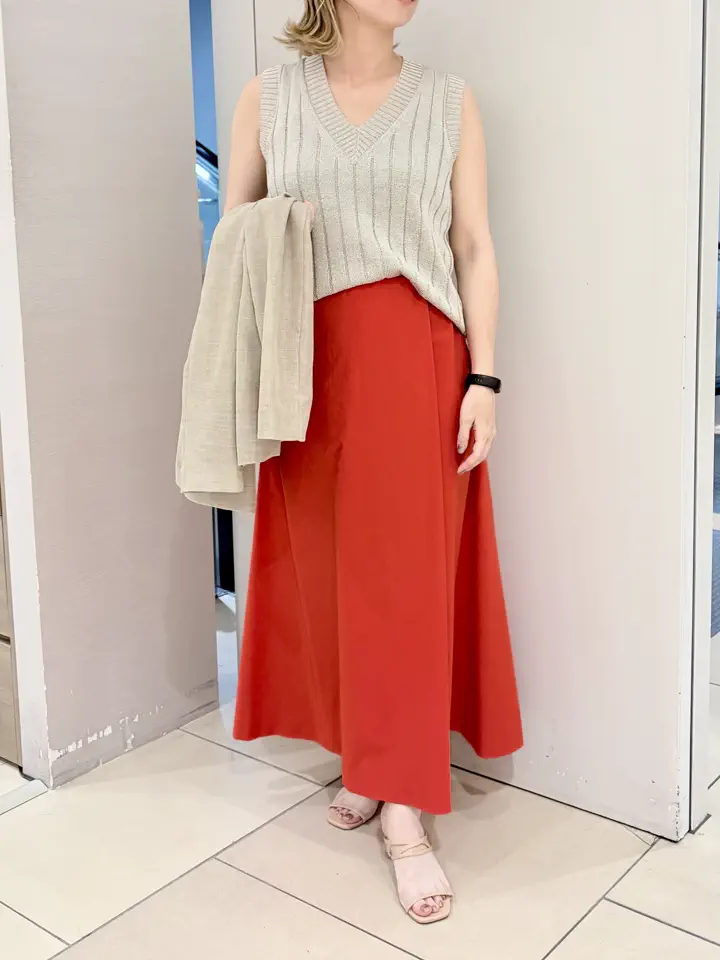 BEIGE， スタッフ コーディネート画像