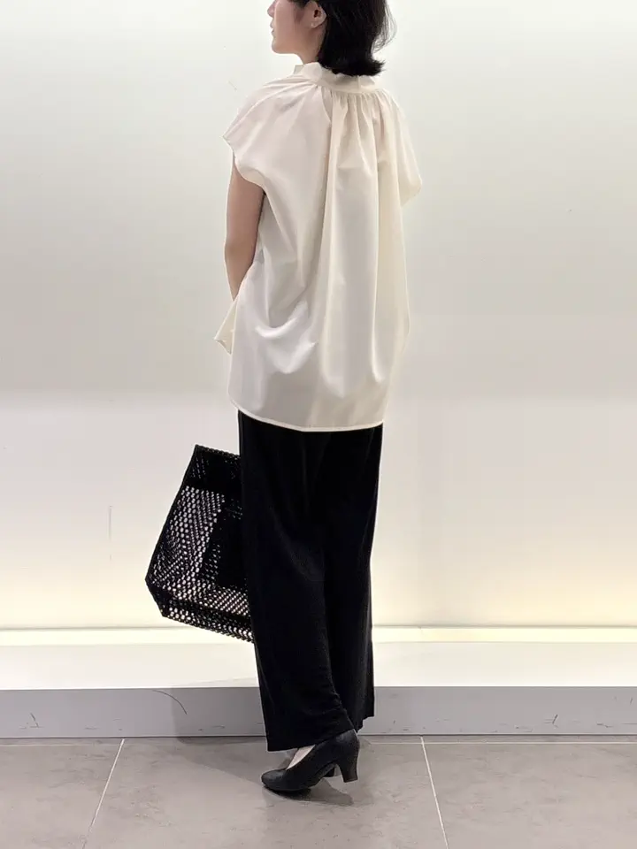 BEIGE， 伊藤 コーディネート画像