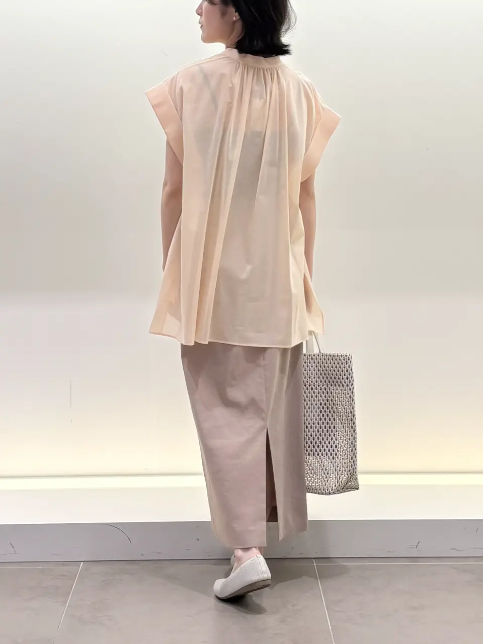 BEIGE， 伊藤 コーディネート画像