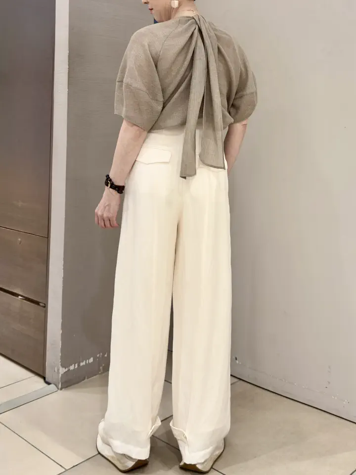 BEIGE， staff コーディネート画像