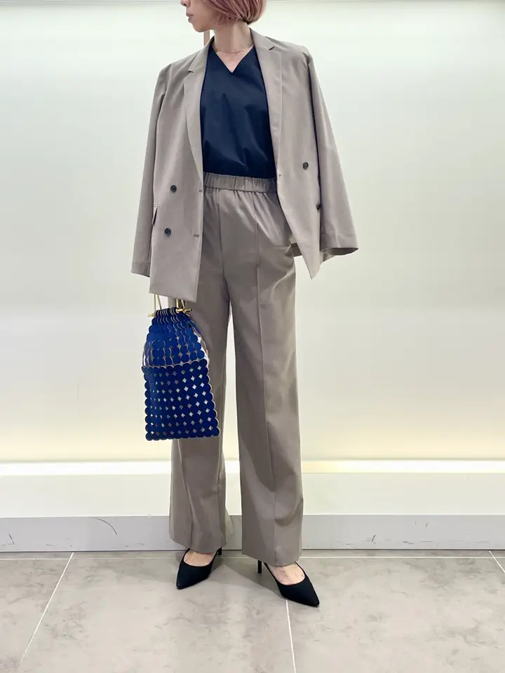 BEIGE， 柴田 コーディネート画像