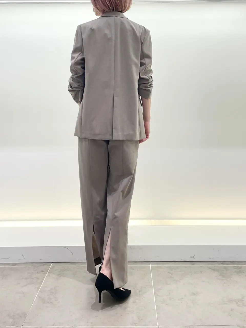 BEIGE， 柴田 コーディネート画像