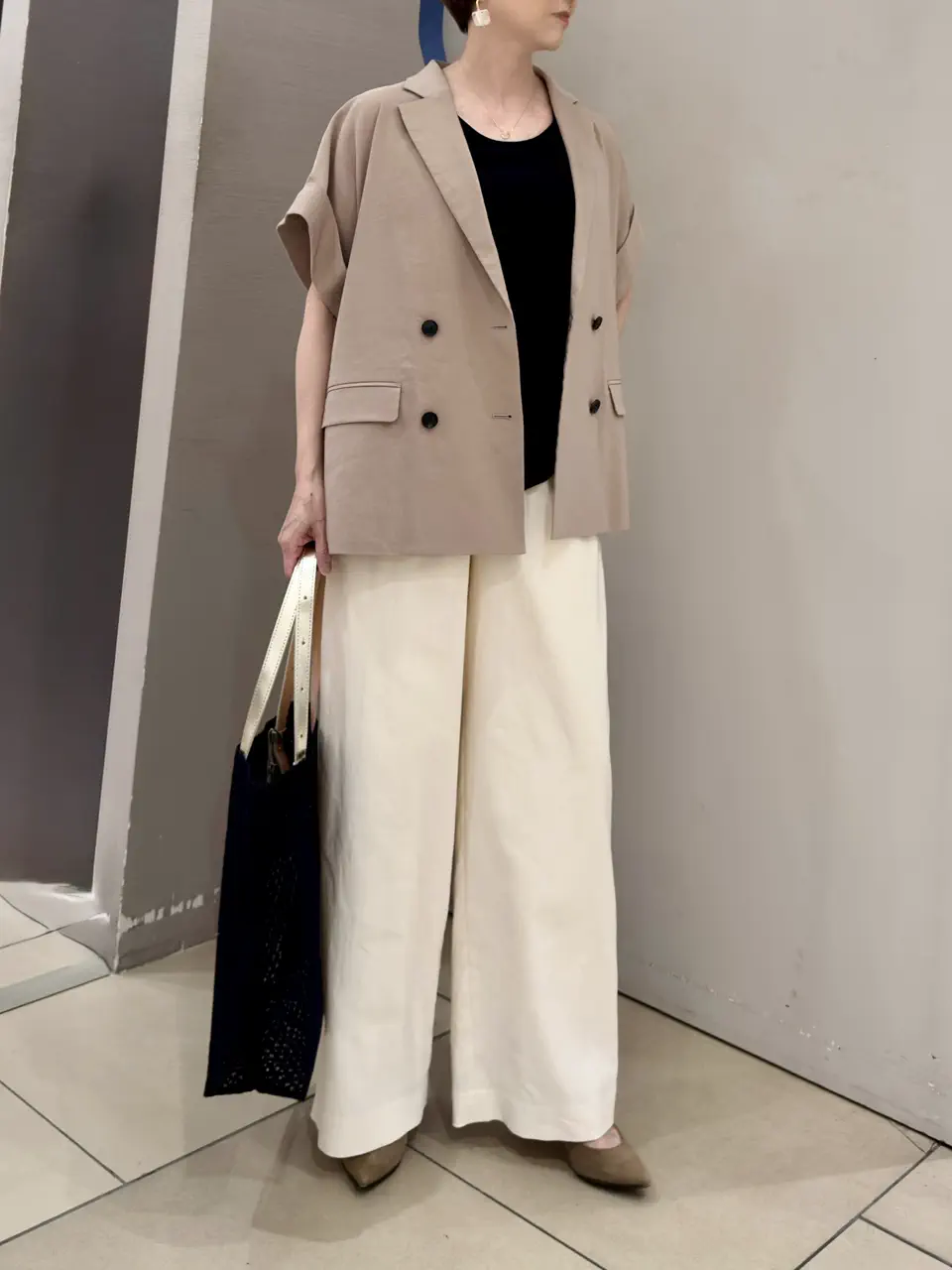 BEIGE， staff コーディネート画像