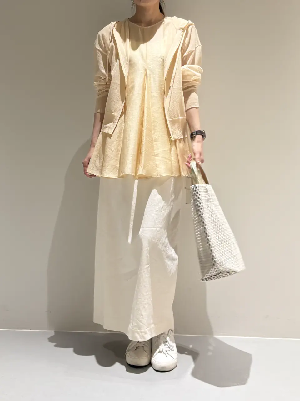 BEIGE， Adachi コーディネート画像