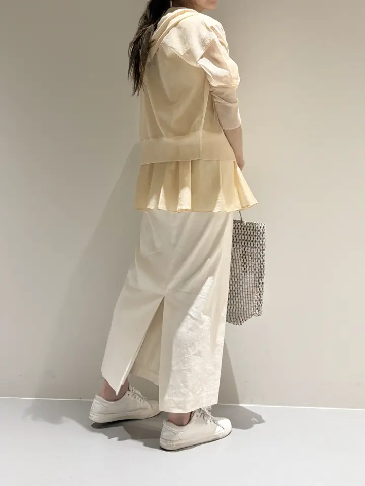 BEIGE， Adachi コーディネート画像