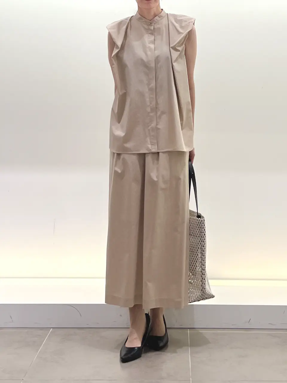 BEIGE， スタッフ コーディネート画像