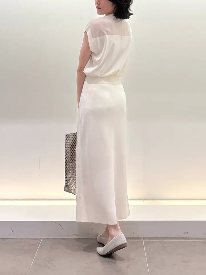 BEIGE， 伊藤 コーディネート画像