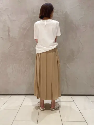 BEIGE， スタッフ コーディネート画像