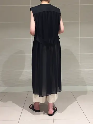 BEIGE， スタッフ コーディネート画像