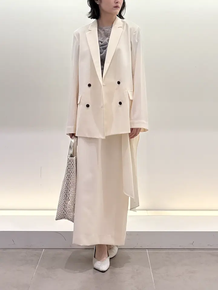 BEIGE， 伊藤 コーディネート画像