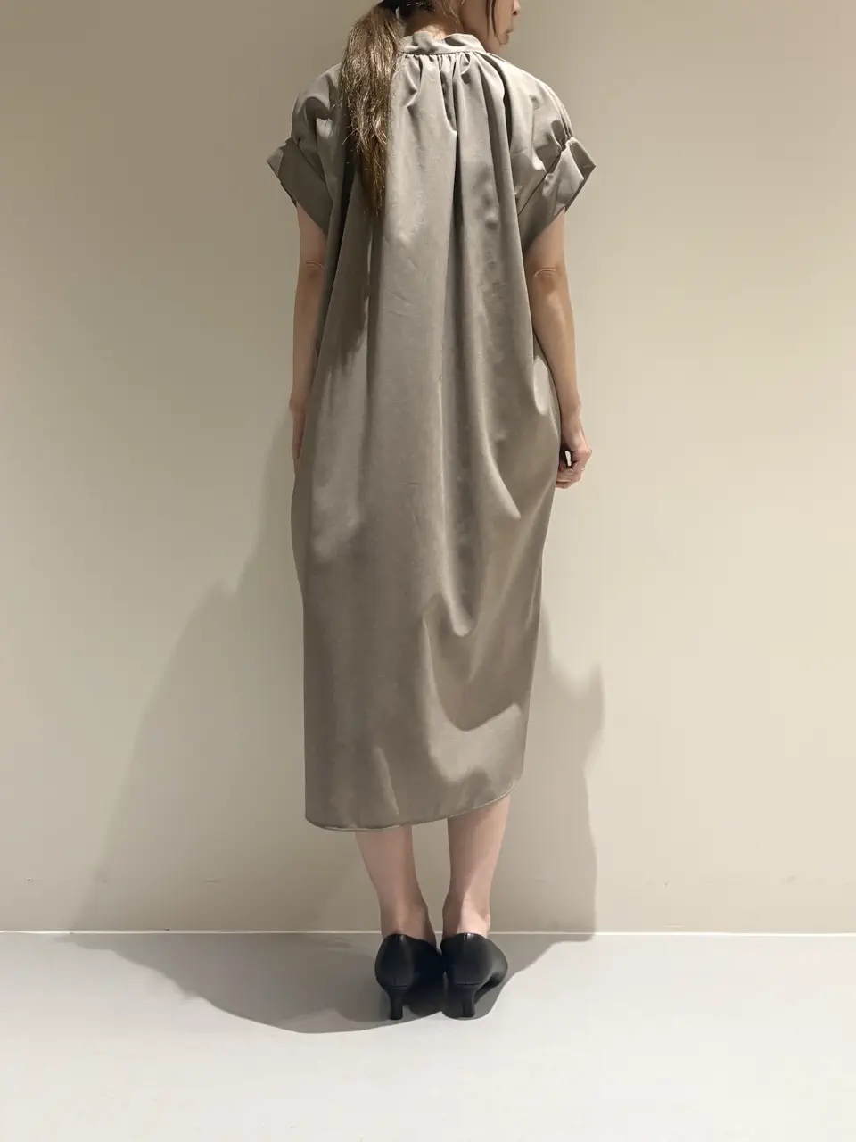 BEIGE， Adachi コーディネート画像